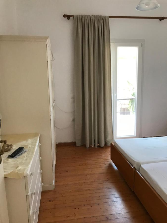 Loula'S Apartments Gouvia Ngoại thất bức ảnh