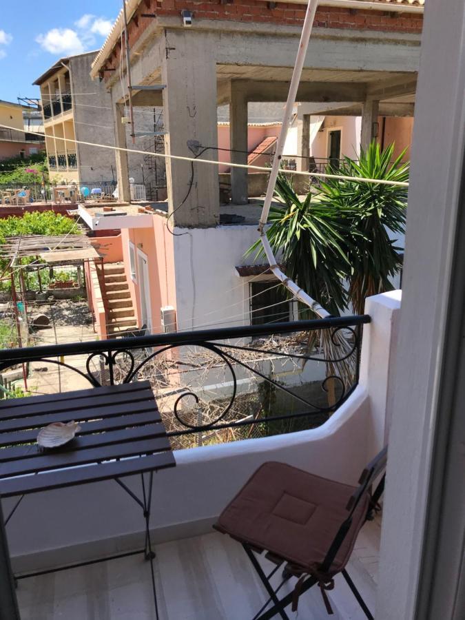 Loula'S Apartments Gouvia Ngoại thất bức ảnh