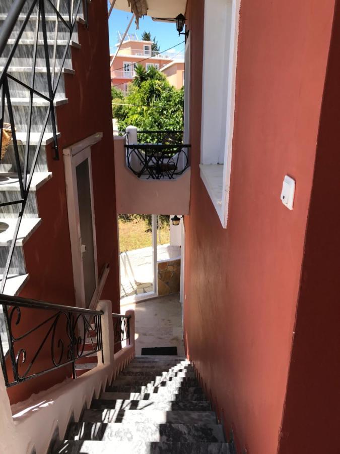 Loula'S Apartments Gouvia Ngoại thất bức ảnh
