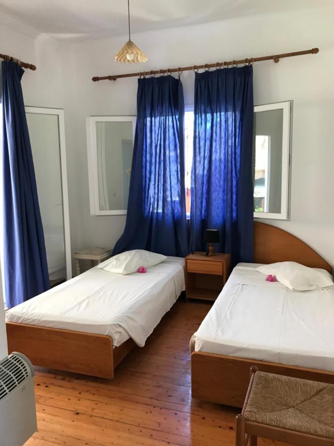 Loula'S Apartments Gouvia Ngoại thất bức ảnh