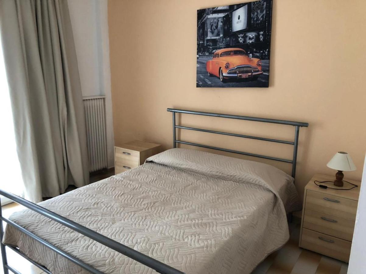 Loula'S Apartments Gouvia Ngoại thất bức ảnh