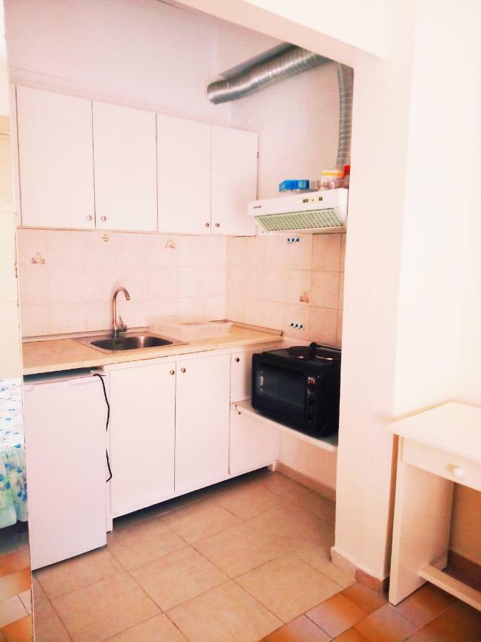 Loula'S Apartments Gouvia Ngoại thất bức ảnh
